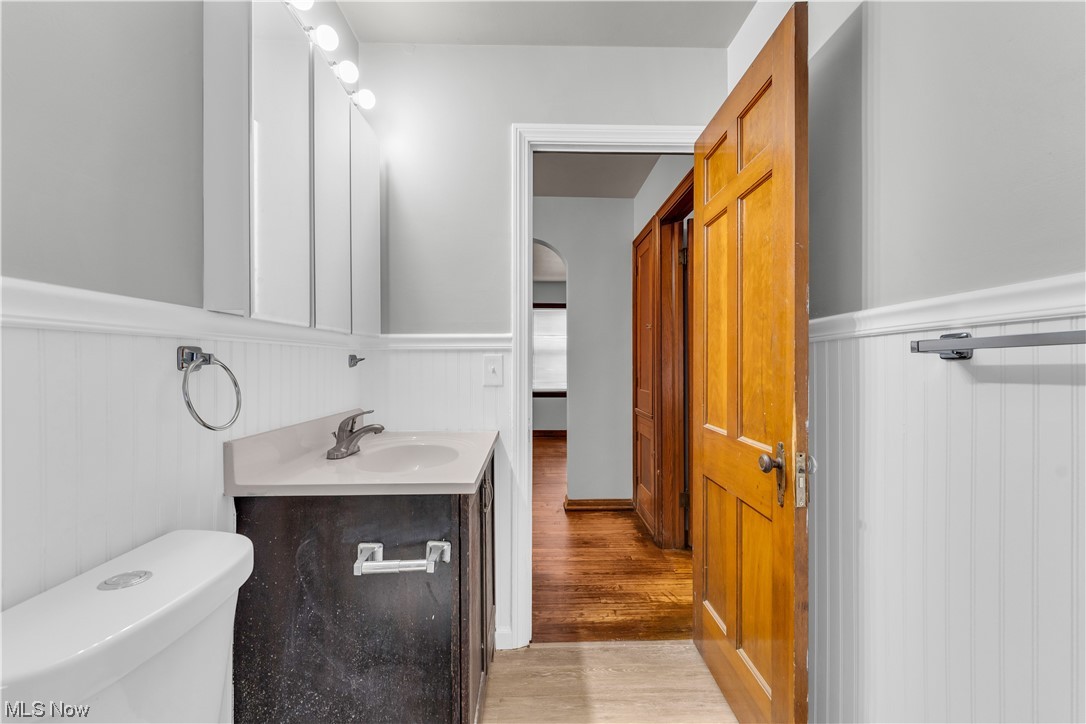 Maple Heights 01 - Residential Lease