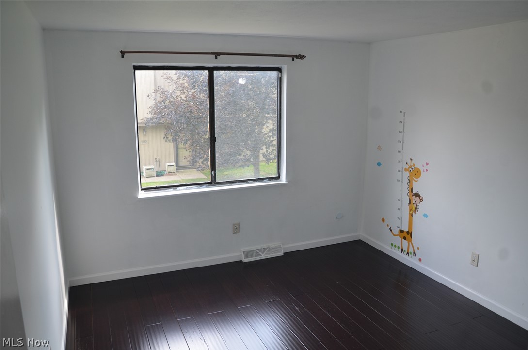 Harbour Light Condo 03 - Residential