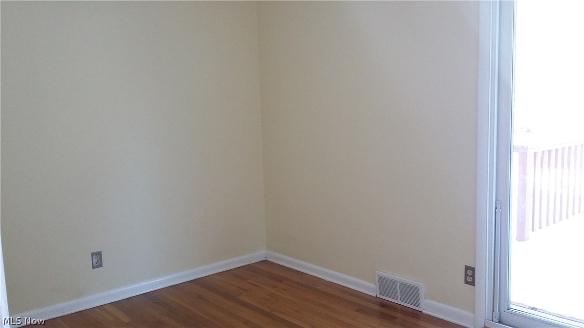 Sand Run Village - Residential Lease