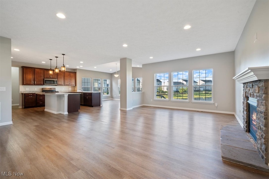 Meadow Lakes - Residential