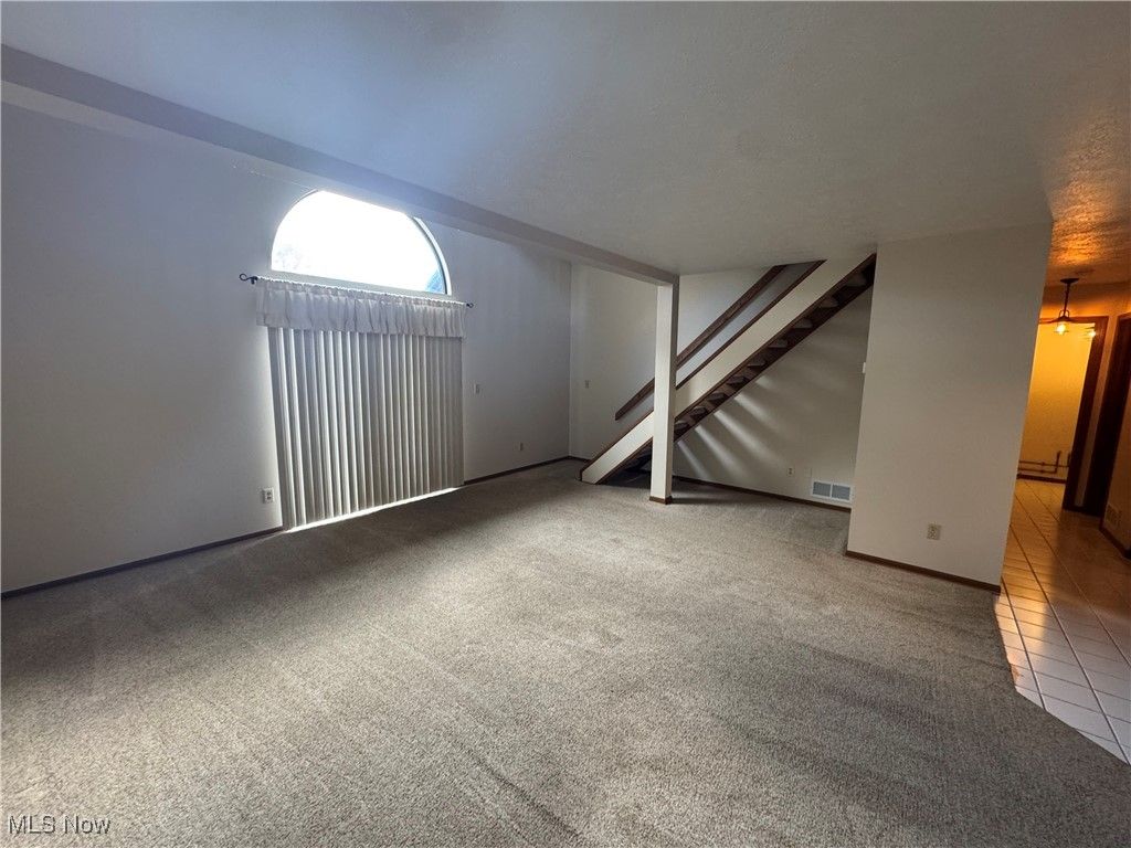 Photo of 3811 Northwoods Court NE #4, Warren, OH 44483 (MLS # 5182198)