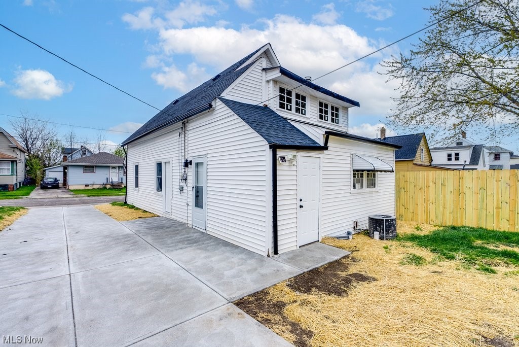 Fw Sears Sub - Residential