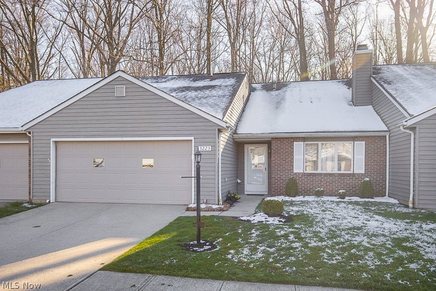 Welcome to this stunning condo, featuring 2 spacious bedrooms and 2 full bathrooms. The highlight of this home is the first-floor ensuite master bedroom and bathroom, offering convenience and privacy. The open floor plan with vaulted ceilings creates a bright and airy atmosphere, perfect for relaxing or entertaining guests. The wood-burning fireplace with an insert adds warmth and charm to the living space, making it the perfect spot to cozy up on chilly nights. This condo is designed for easy maintenance, allowing you to spend more time enjoying your home and less time on upkeep. First floor laundry, attached two car garage, property in a cul-de-sac and treed in privacy in your back yard in Westlake. Schedule a showing today!