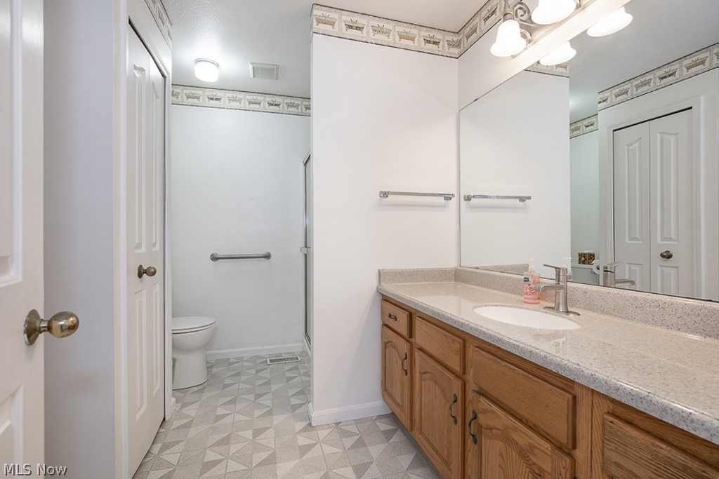 Pineview Court Condo - Residential