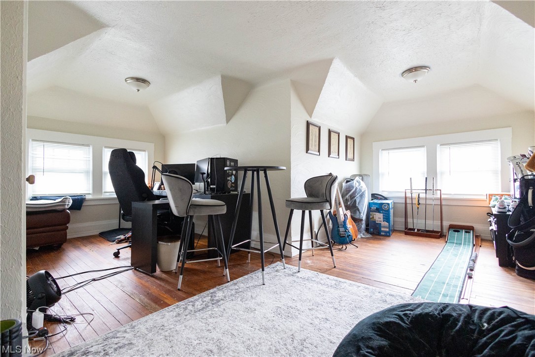 Meadowbrook - Residential Income