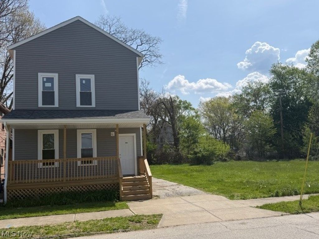 Photo of 1427 E 92nd Street, Cleveland, OH 44106 (MLS # 5204616)