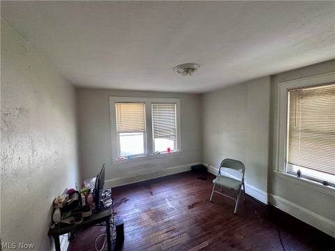 Tiny photo for 1127 East Avenue, Akron, OH 44307 (MLS # 5245829)