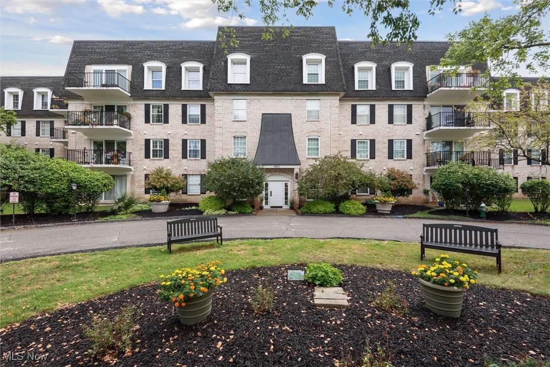 1931 King James Pkwy 422