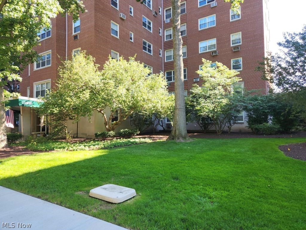 13800 Shaker Boulevard 1102
