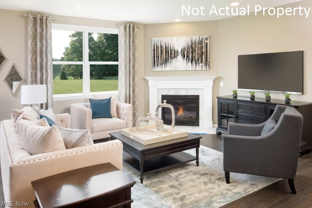 Lake Forest of Hebron - Residential