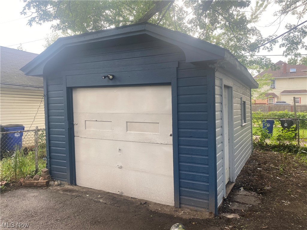 W J Lang Denson Ave Sub - Residential