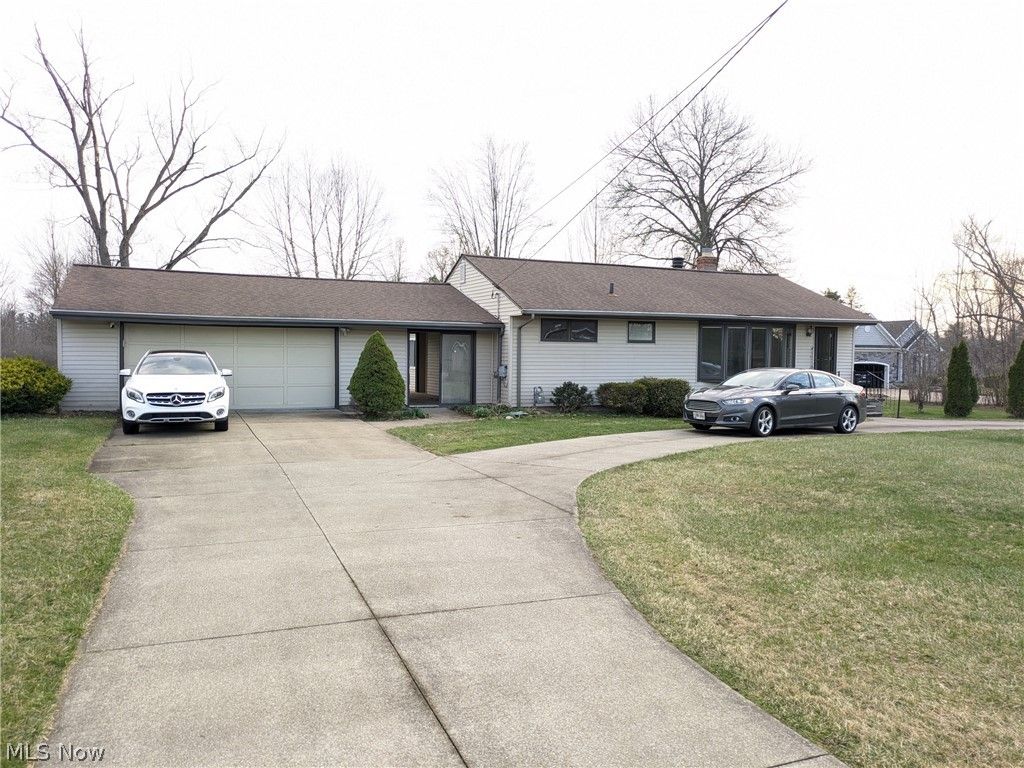 Photo of 10769 Akins Road, North Royalton, OH 44133 (MLS # 5195166)