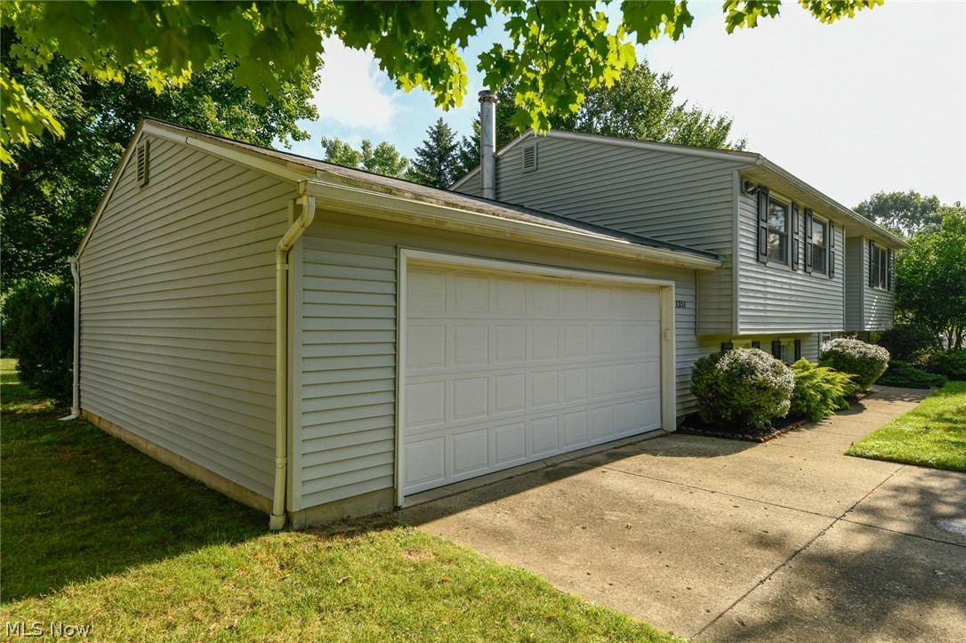 Seven Trais West Ph Vii - Residential