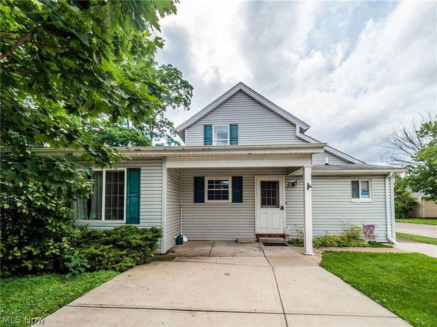 Don't miss this great Parma home. It features a large and crisp white kitchen with plenty of cabinet space and an adjacent first-floor laundry room. 2 bedrooms are on the first floor with a first floor full bathroom too. An owner's suite on the second floor has 2 closets and an attached full bath. Possible 4th tandem bedroom on 2nd floor. The roof will be replaced prior to closing. Schedule your showing today!