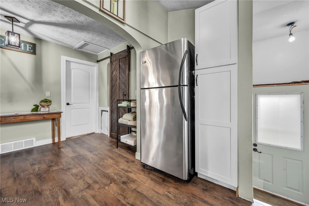30204 Thomas Street, Willowick, Ohio image 13