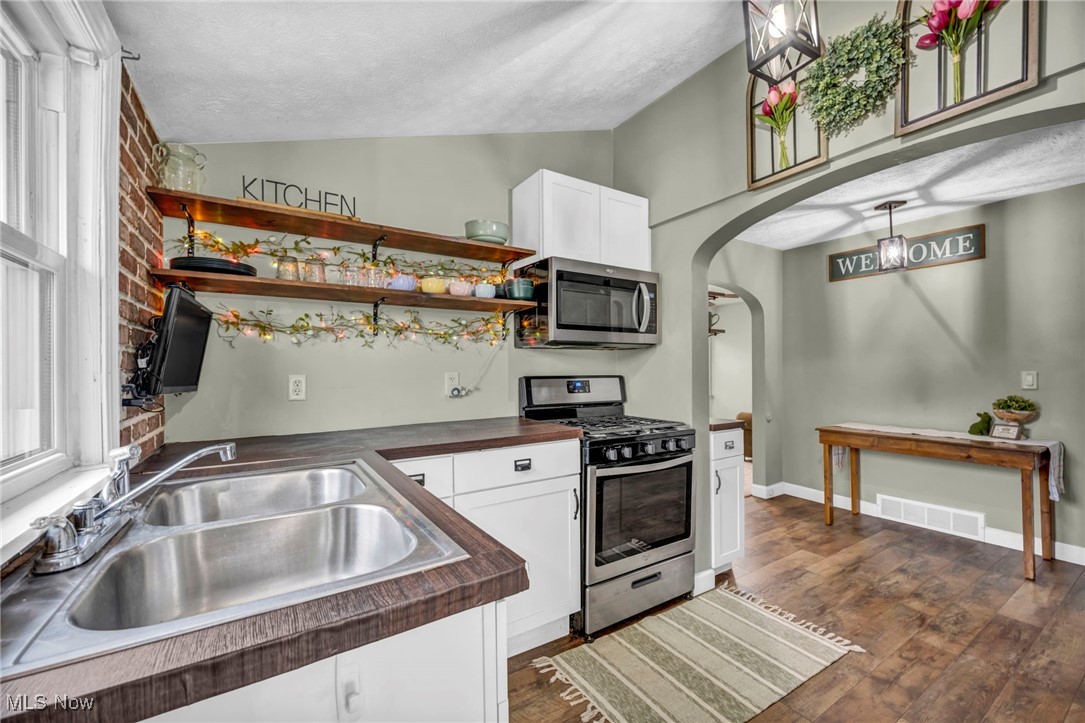 30204 Thomas Street, Willowick, Ohio image 14