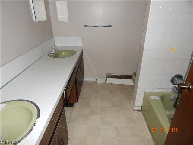 Solar Estate #1 - Residential