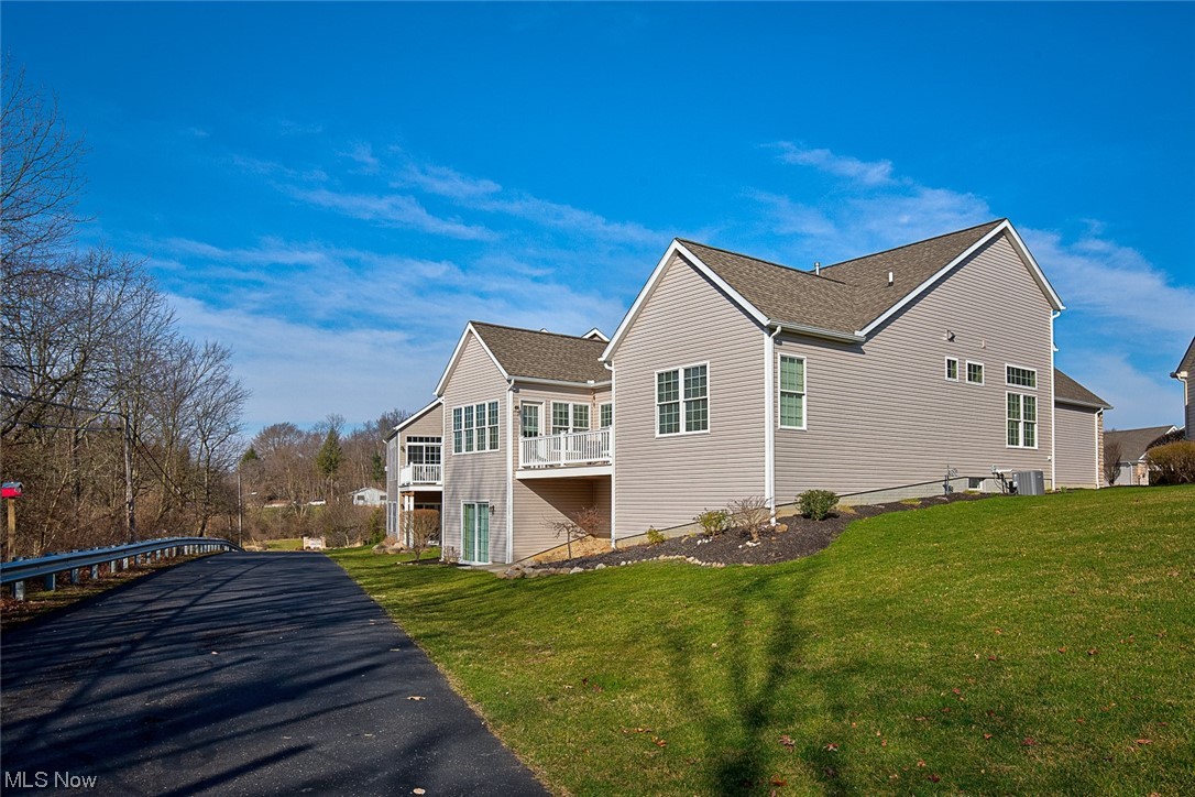 Wheaton Pl/Creekstone Condos - Residential