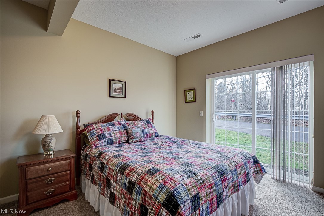 Wheaton Pl/Creekstone Condos - Residential