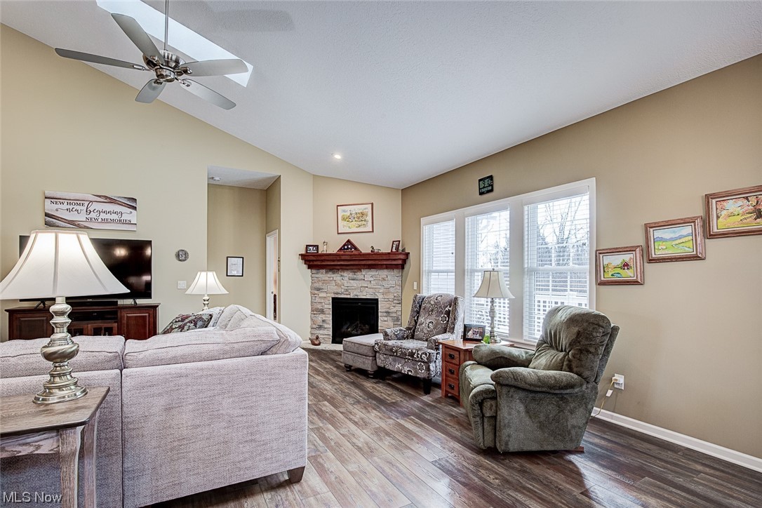 Wheaton Pl/Creekstone Condos - Residential