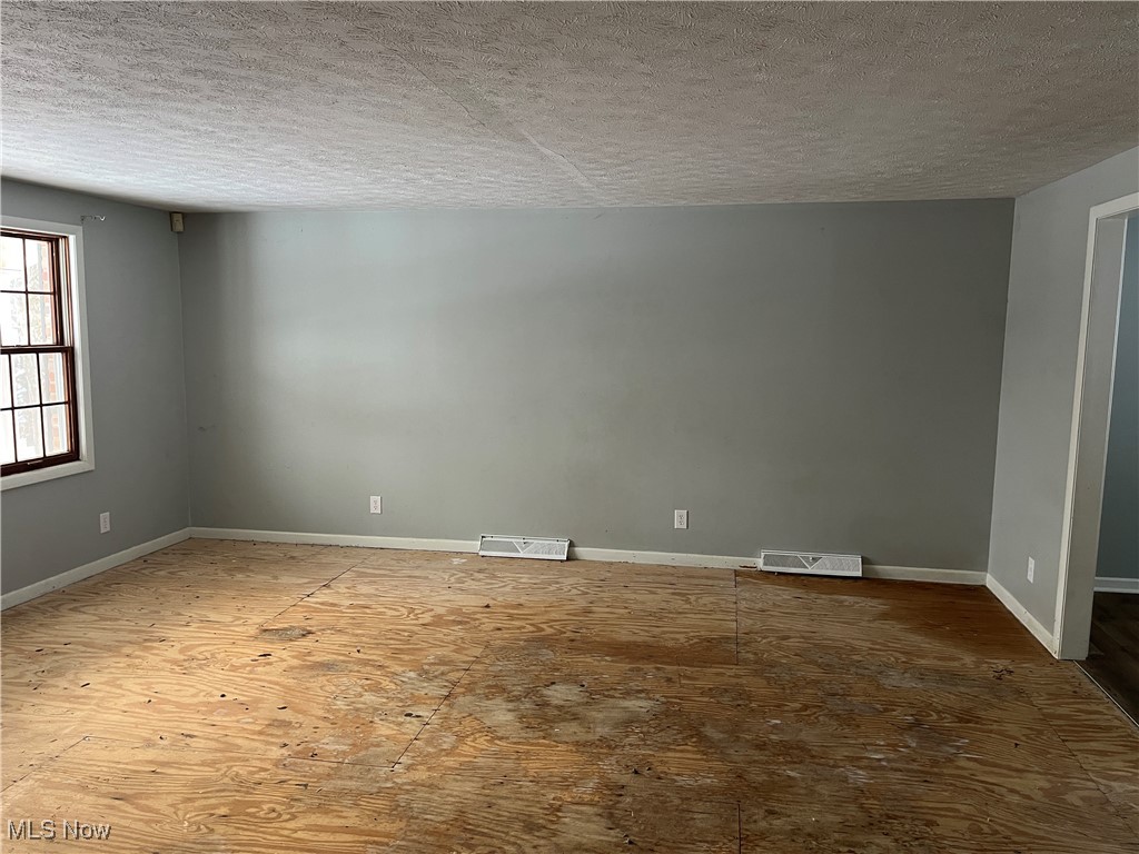 Village/Minerva - Residential