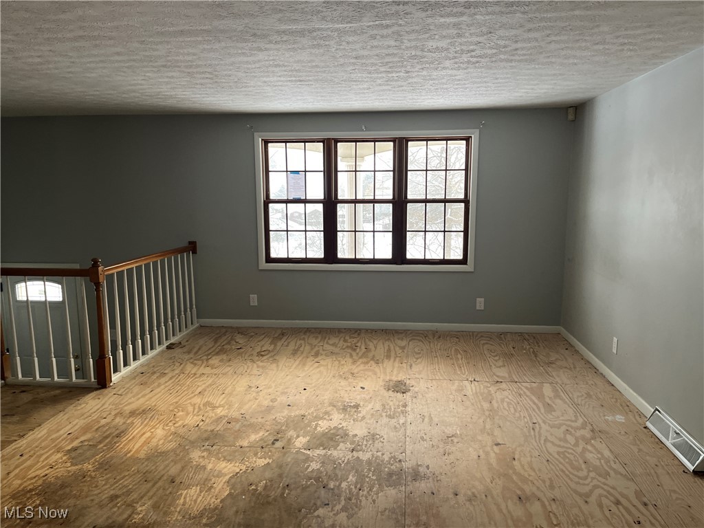 Village/Minerva - Residential