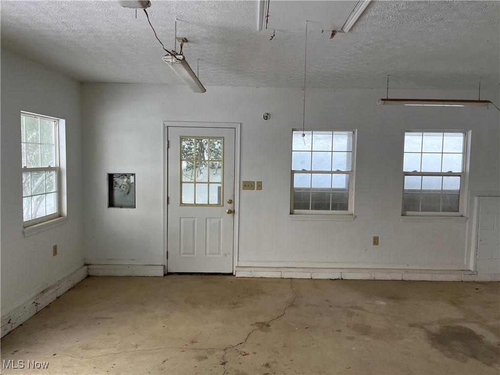 Village/Minerva - Residential