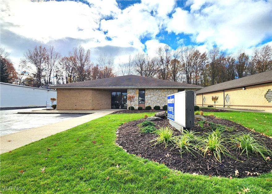 Unlock the full potential of your business with this exceptional lease offering! Situated on a prime piece of real estate with convenient access to major expressways, this flexible space offers approximately 3,000 sq ft of versatility, perfect for a variety of business needs. Potential uses include: professional services firms, medical offices, financial institutions, and much more! Benefit from a shared common space, complete with a conference room, restrooms, and a fully-equipped kitchen. Also enjoy the advantage of a private entrance with dedicated parking for your staff and clients. This well-maintained space is designed to offer flexibility, convenience, and a professional environment that supports your business's growth. Customized improvements tailored to your specific needs may be negotiable with acceptable lease terms. Don't miss out on this rare opportunity - contact us today to schedule a viewing and discuss how this space can be tailored to fit your needs!