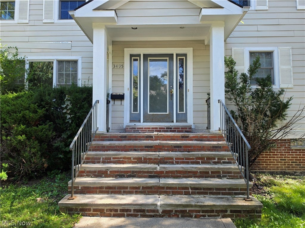 17409 Chagrin Boulevard