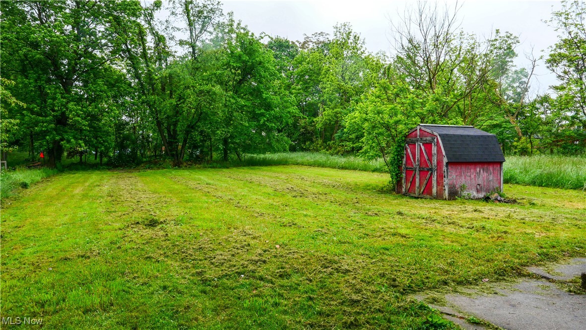 11344 Walnut Avenue, Alliance, Ohio image 23