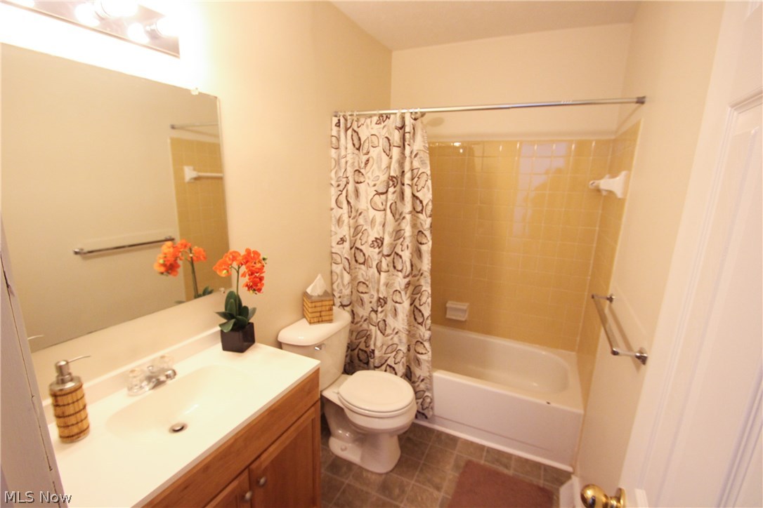 College Hills 02 - Residential