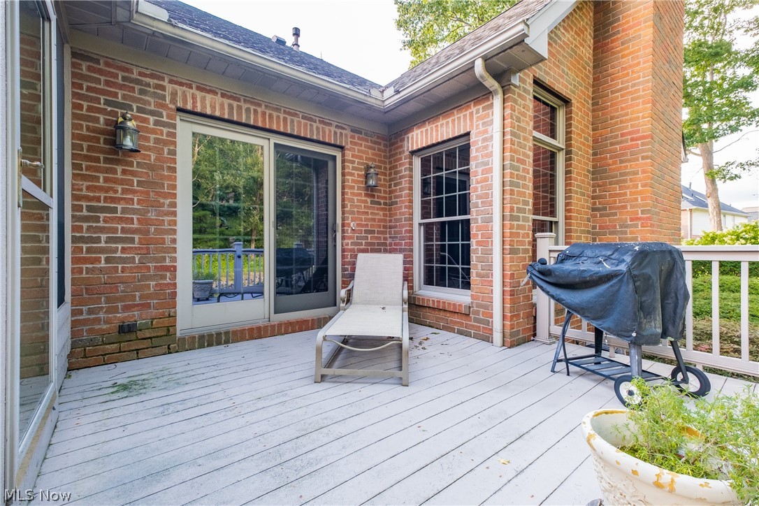 Meadows/Nobles Pond 01 - Residential