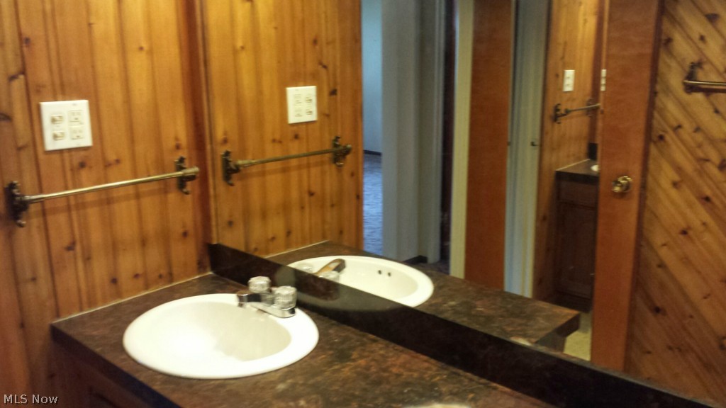 Warner - Residential