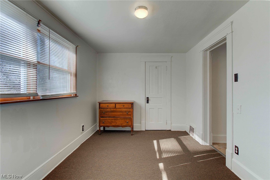 Canton - Residential Income