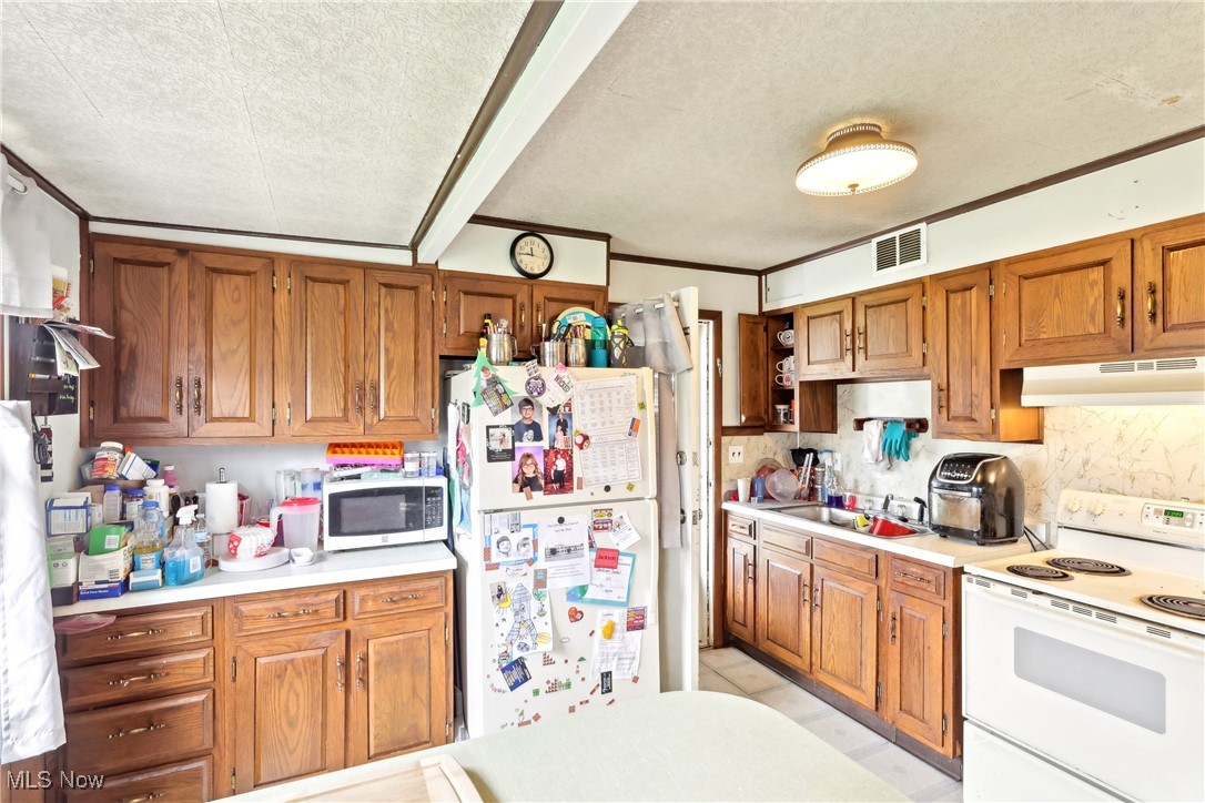 312 Illinois Avenue, Girard, Ohio image 11