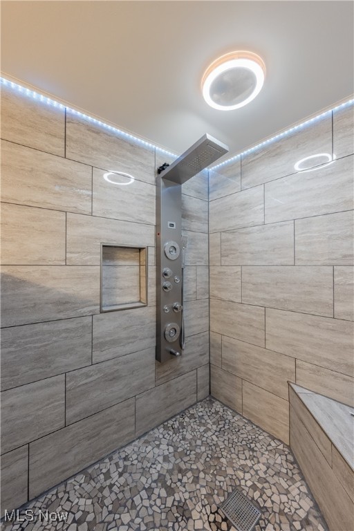 18031 Meadow Lane, Strongsville, Ohio image 33