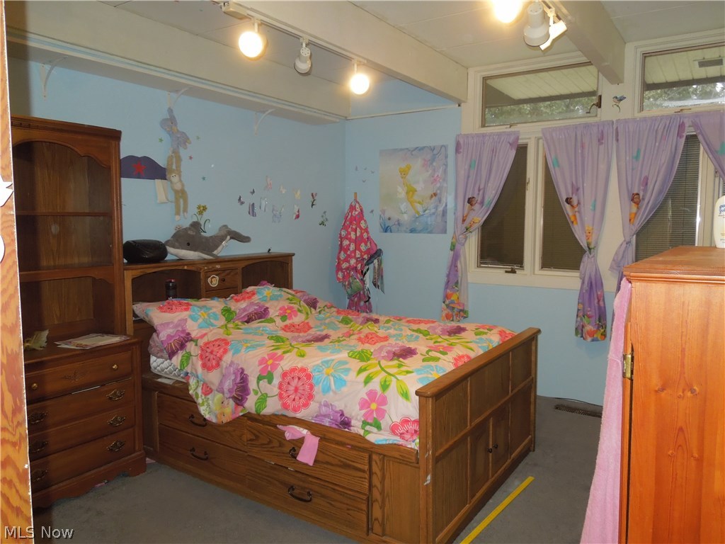 Suffield - Residential