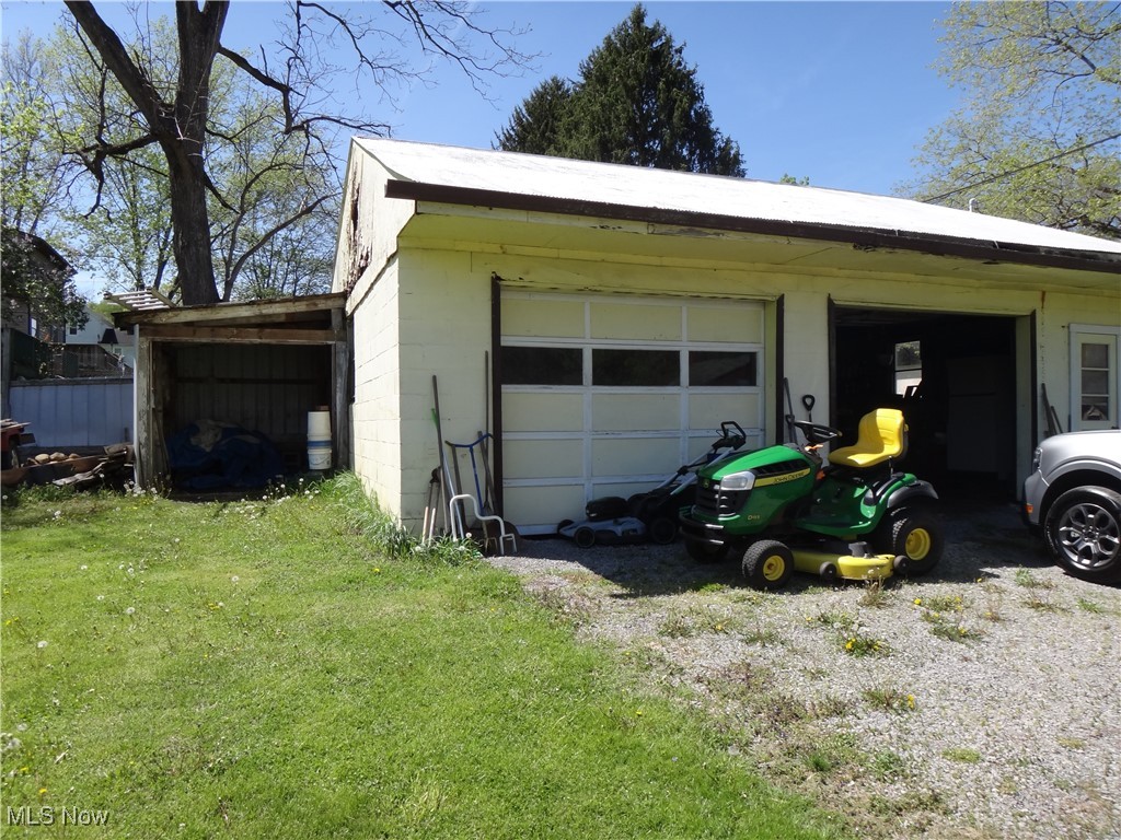 46399 Walnut Street, Rogers, Ohio image 7