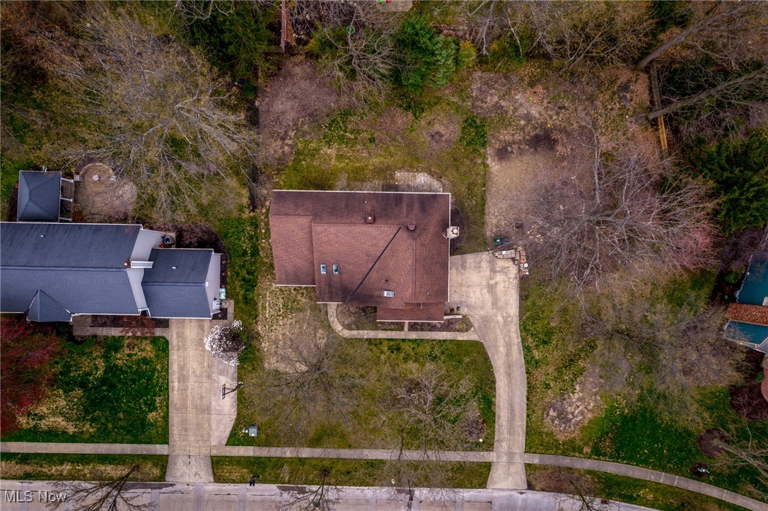31768 Bayview Drive, Avon Lake, Ohio image 3