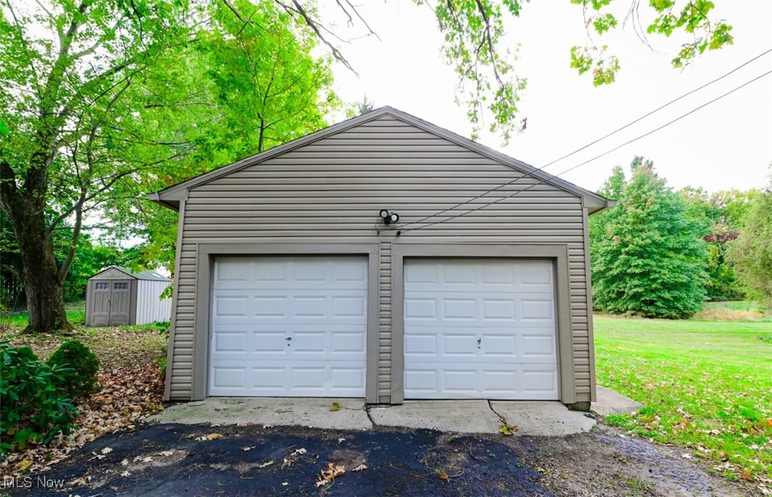 6031 Runkle Avenue, Ashtabula, Ohio image 9