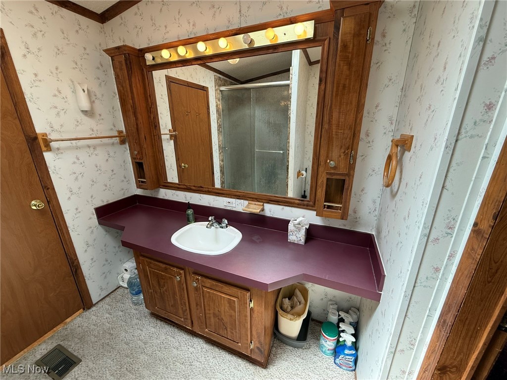 218 Shel Mar Drive, New Philadelphia, Ohio image 17