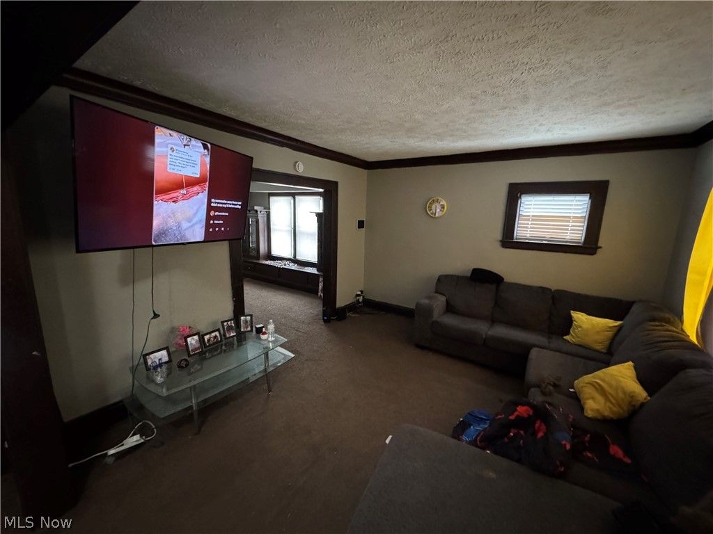 Photo of 974 E 144th Street, Cleveland, OH 44110 (MLS # 5185571)