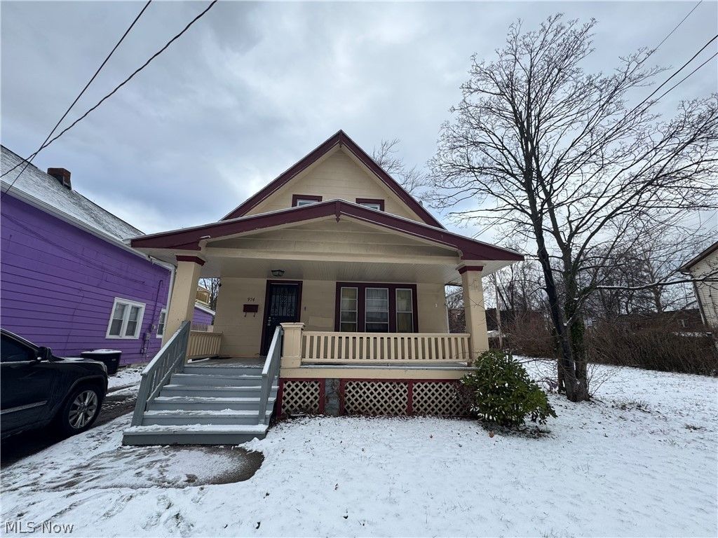 Photo of 974 E 144th Street, Cleveland, OH 44110 (MLS # 5185571)
