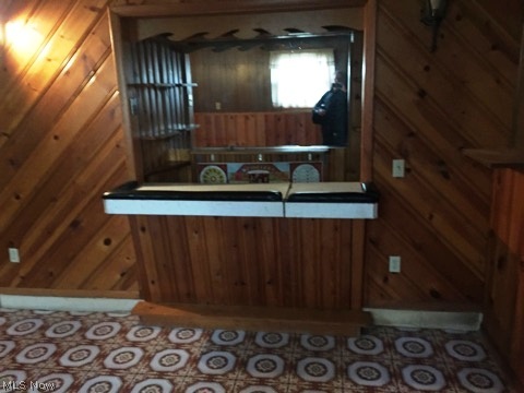 Colonial Village - Residential