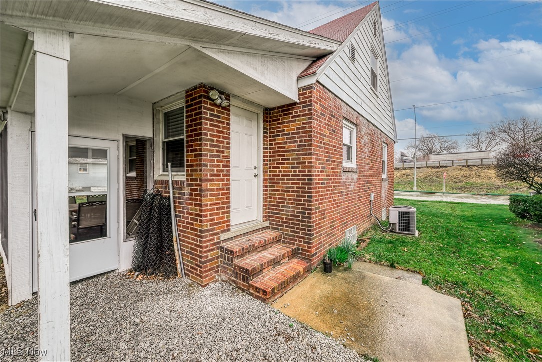 1236 Burkhardt Avenue, Akron, Ohio image 23