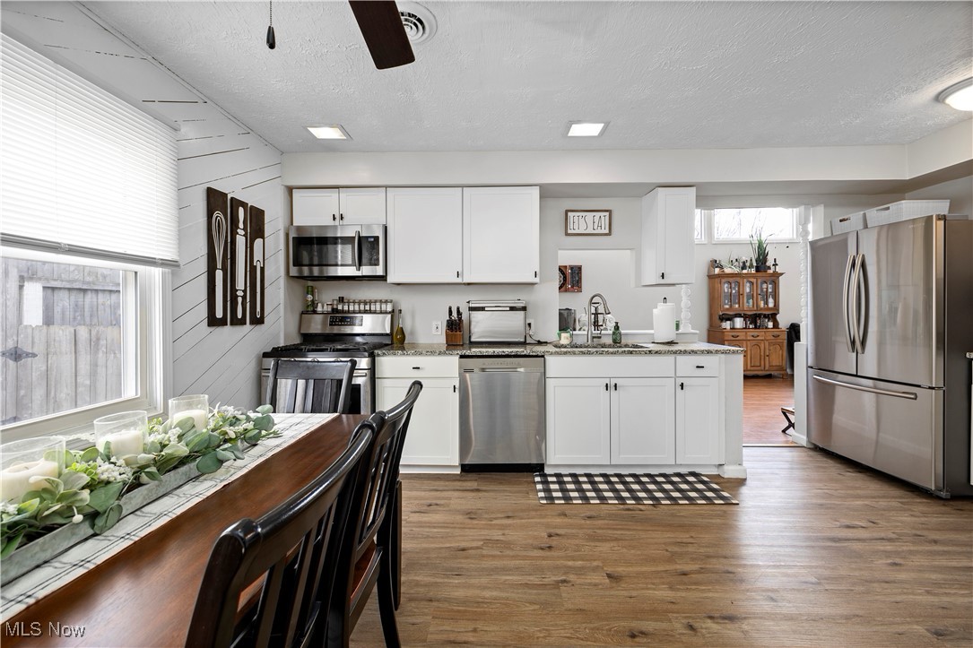 4307 Brockley Avenue, Sheffield Lake, Ohio image 15