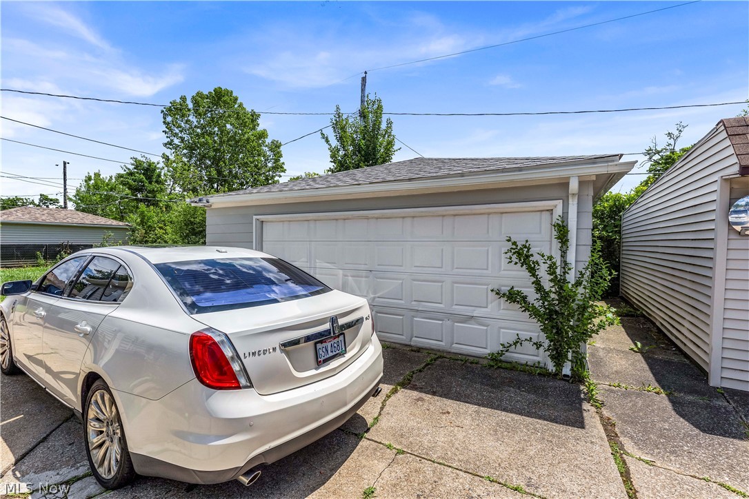 4245 E 177th Place