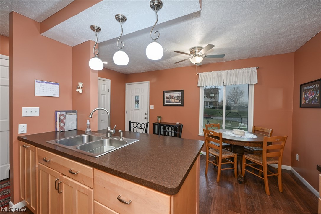 Echo Vly Condo 04 - Residential