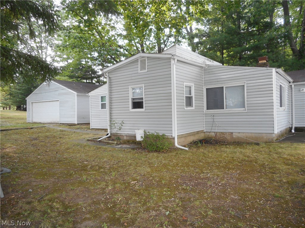 Meadowbrook Lake - Residential