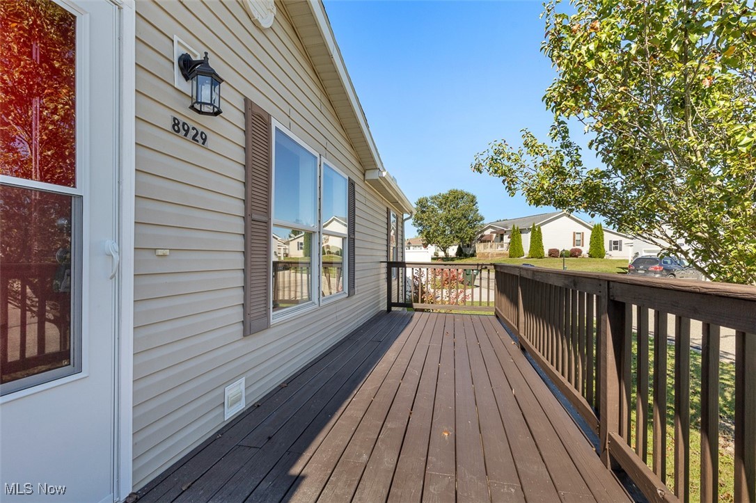 Lakeside Terrace - Residential